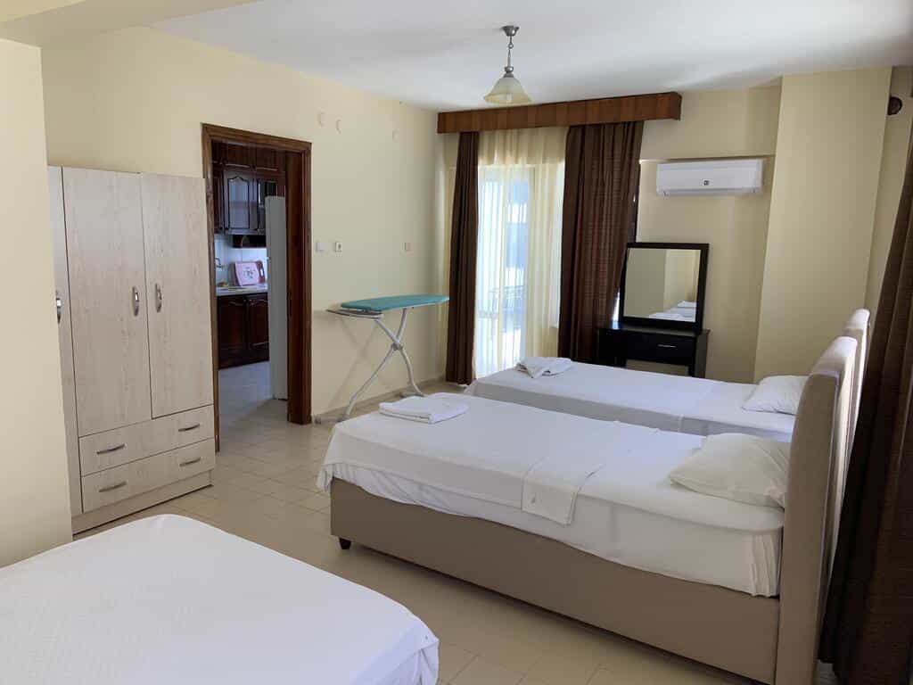Sun Apartment 2