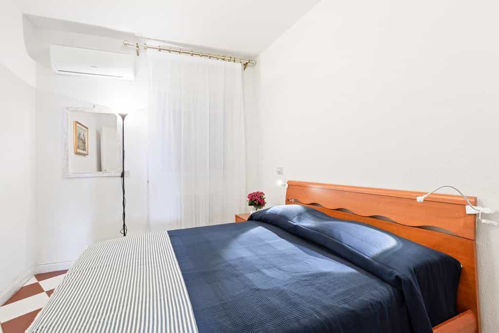 Taormina Apartment 4