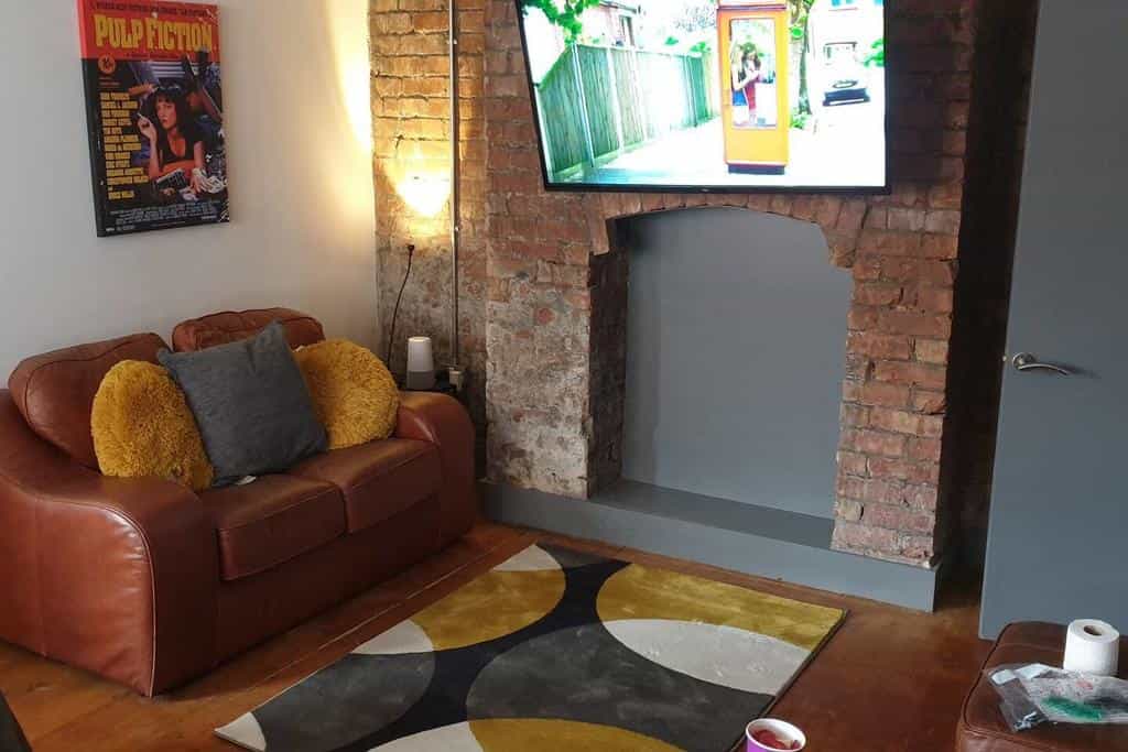 Urban Apartment 5