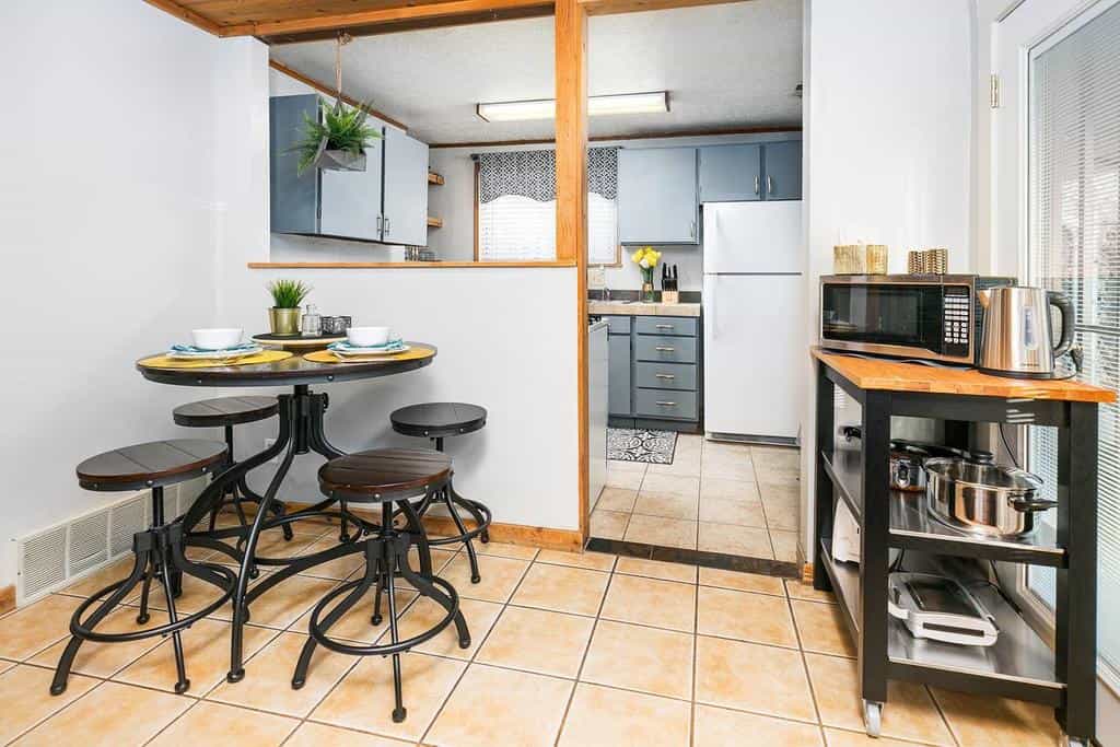 Urban Cabin 4
